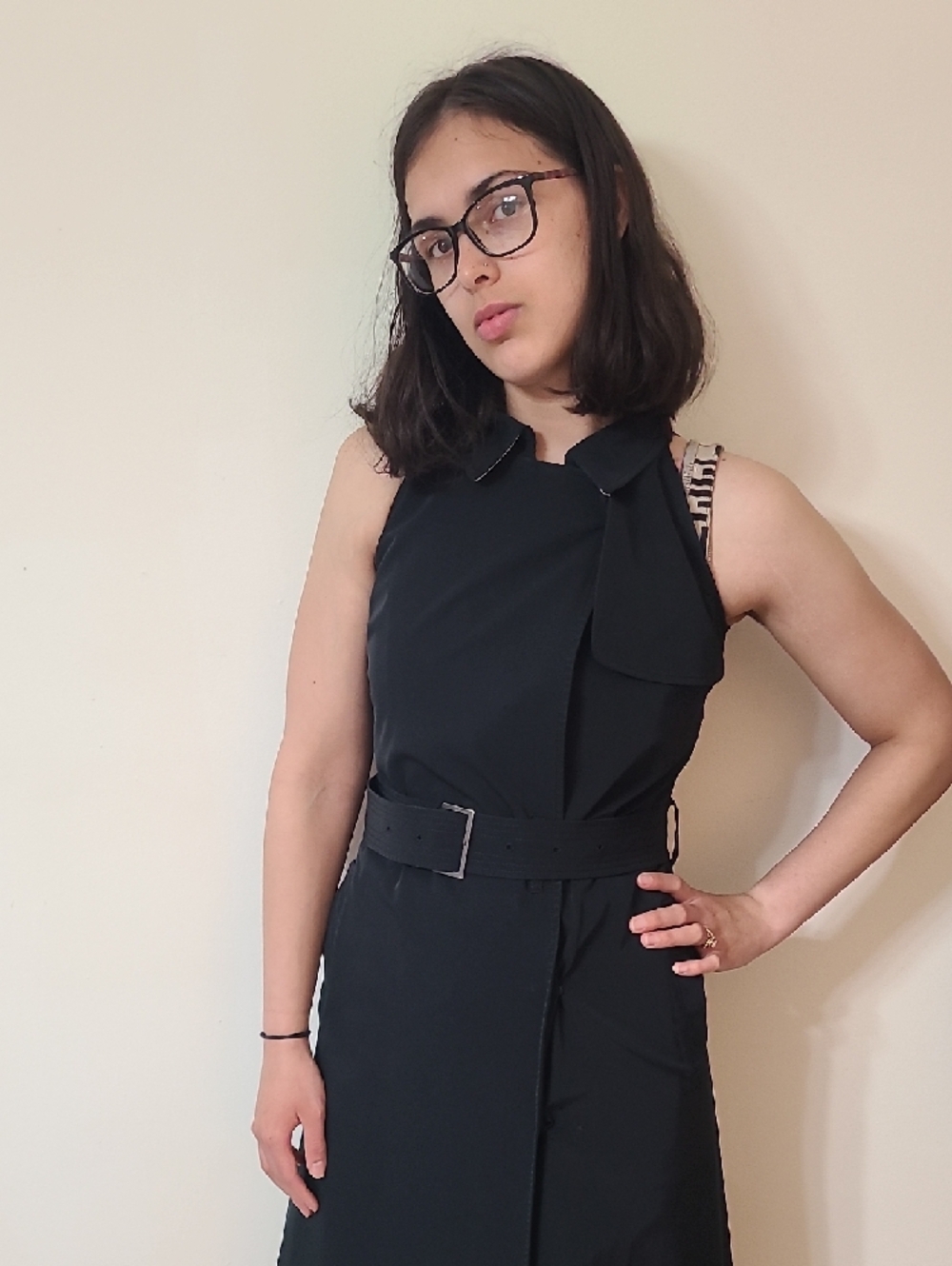 Burberry Black Sleeveless Belted Midi Dress - Picture 3 of 11